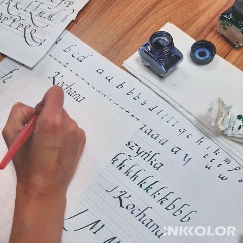 1 z 3: Wybierz swój krój pisma: humanistyczne, rondowe lub italika 11.12.2025, czwartek, 18:00-20:00