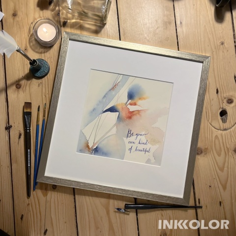 „Be your own kind of beautiful” – nowoczesna akwarela z kaligrafią
