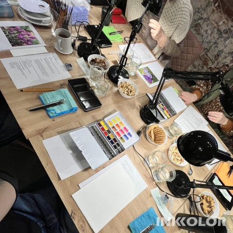 Warsztaty malowania akwarelą. Podstawy rysunku pędzlem: Liść klonu, 14.12.2025, niedziela, 11:00-15:00