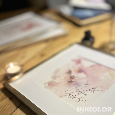 „Z Tobą kwitnie każdy dzień” – romantyczna akwarela z kaligrafią